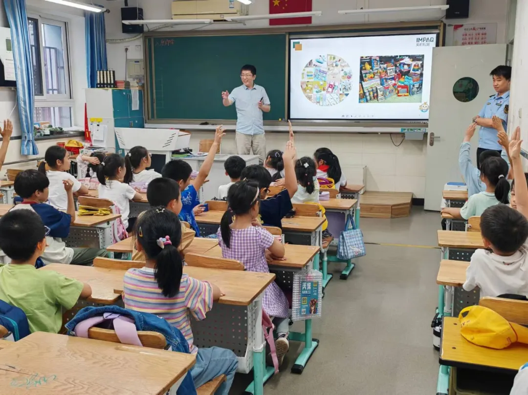 953cd5ff-327d-4a25-9741-f2d7b7ddf60d